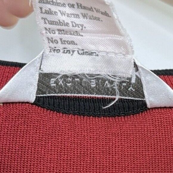 Exclusively Misook Knit Red Acrylic Rose Button Cardigan,Shoulder Pads,Mature M - Picture 9 of 12